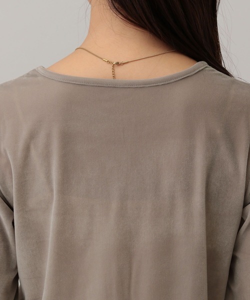 GLOBAL WORK(グローバルワーク)の「MATINEE LINE/シアーベロア長袖T/598082(Tシャツ/カットソー・レディース・グレイッシュベージュ/ブラック/ダークブラウン/グレー系その他・MEDIUM/LARGE)」の13枚目の写真