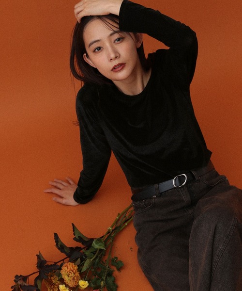 GLOBAL WORK(グローバルワーク)の「MATINEE LINE/シアーベロア長袖T/598082(Tシャツ/カットソー・レディース・グレイッシュベージュ/ブラック/ダークブラウン/グレー系その他・MEDIUM/LARGE)」の22枚目の写真