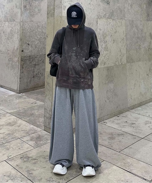 UMBRO × EPNK Curved Tack Sweatpants（スウェットパンツ）｜EPNK