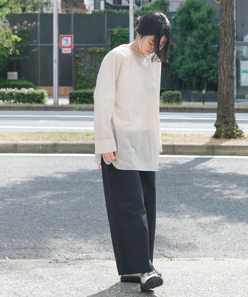 EKAL（エカル）の「シアーナイロンプルオーバー（Tシャツ/カットソー・レディース・アイボリー/ブラック・ONE）」の8枚目の写真