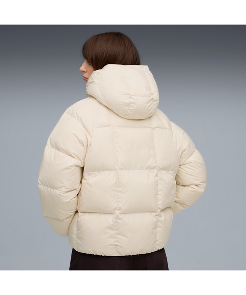 PUMA（プーマ）の「PUMA プーマ ウィメンズ フーデット パッファー ダウンジャケット（ブルゾン・レディース・ブラック/オフホワイト・X-SMALL/MEDIUM/X-LARGE/LARGE/SMALL）」の3枚目の写真