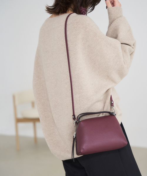 GIANNI CHIARINI（ジャンニ キアリーニ）の「《WEB限定》GIANNI CHIARINI/ジャン二 キアリー二 ALIFA（ショルダーバッグ・レディース・ブラック/ボルドー・FREE）」の6枚目の写真