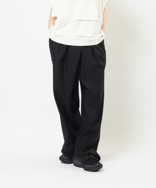 gomme（ゴム）の「マルチタックパンツ（その他パンツ・レディース・ブラック/ベージュ・MEDIUM）」の2枚目の写真