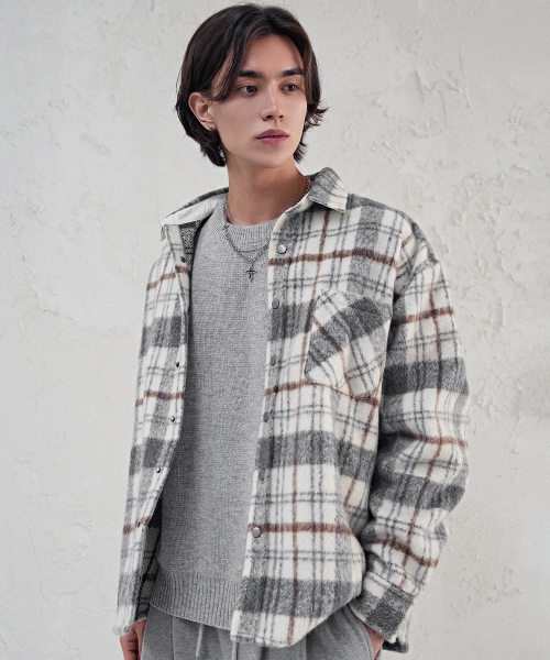 AVANDRESS(アバンドレス )の「Albert Overfit Check Shirt Jacket BROWN(その他アウター・レディース・ブラウン・LARGE/MEDIUM)」の7枚目の写真