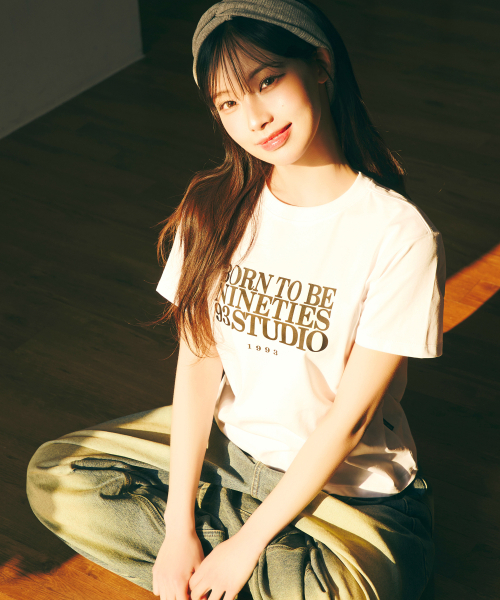 1993STUDIO(1993スタジオ)の「ボンツービーウーマン レギュラーフィットTシャツ_ホワイト(Tシャツ/カットソー・レディース・その他・SMALL/MEDIUM)」の4枚目の写真