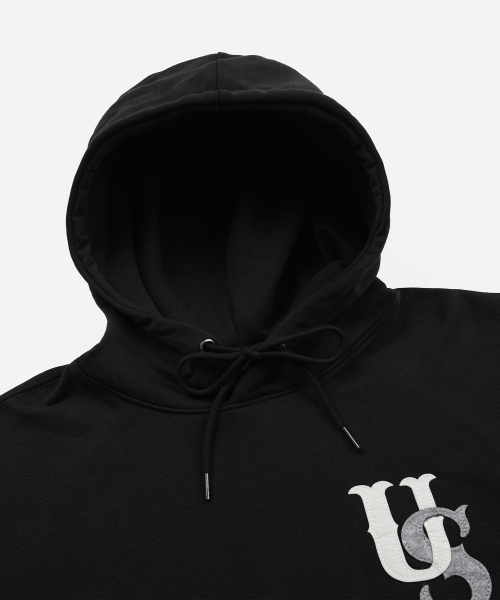 FRIZMWORKS(フリズムワークス)の「US LOGO PULLOVER HOODY _ BLACK(パーカー・メンズ・その他・SMALL/MEDIUM/LARGE/X-LARGE)」の3枚目の写真