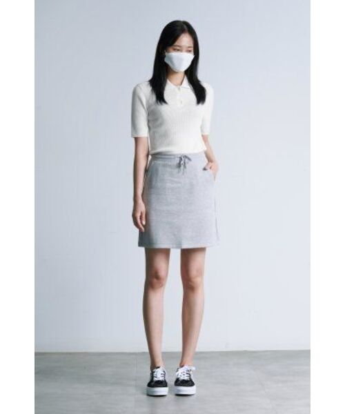 MUSINSA STANDARD WOMAN（ムシンサスタンダードウーマン）の「ウィメンズフラットテリースウェットミニスカート[ミディアムグレー]（スカート・レディース・その他・SMALL/MEDIUM/LARGE/X-SMALL）」の7枚目の写真