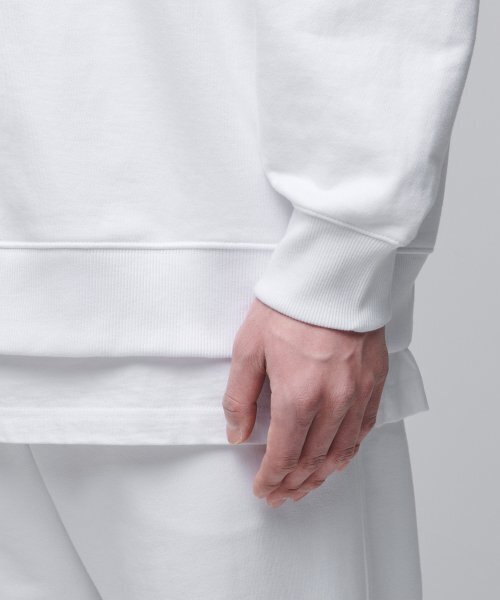 MUSINSA STANDARD（ムシンサスタンダード）の「リサイクルオーバーサイズスウェットシャツ[ホワイト]（スウェット・メンズ・その他・SMALL/MEDIUM/LARGE/X-LARGE/XX-LARGE/XXX-LARGE）」の7枚目の写真