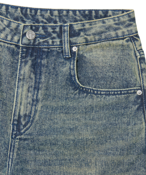 NOMANUAL(NOMANUAL)の「WAVE CURVED DENIM PANTS - WASHED BLUE(デニムパンツ・レディース・その他・MEDIUM/LARGE/X-LARGE/SMALL)」の7枚目の写真