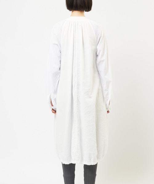 gomme(ゴム)の「ロングシャツワンピース(シャツワンピース・レディース・ブラック/ホワイト・MEDIUM)」の13枚目の写真