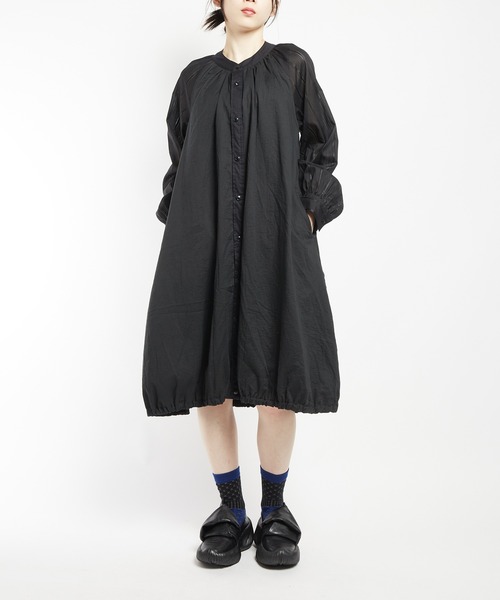 gomme(ゴム)の「ロングシャツワンピース(シャツワンピース・レディース・ブラック/ホワイト・MEDIUM)」の6枚目の写真