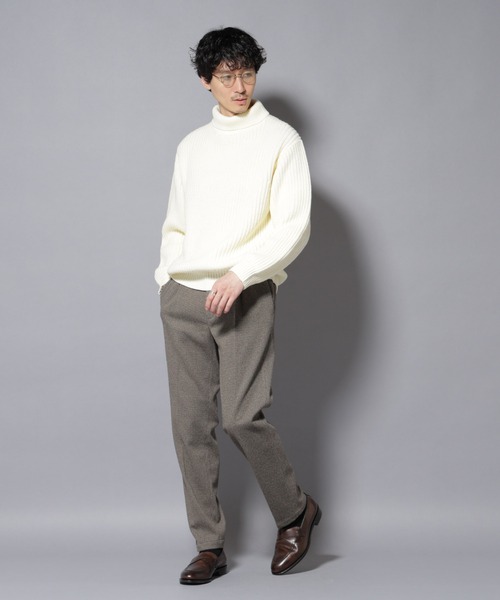 NANO universe（ナノユニバース）の「ローゲージタートルニット（ニット/セーター・メンズ・オフホワイト/ブラック/チャコール・S/M/L）」の8枚目の写真