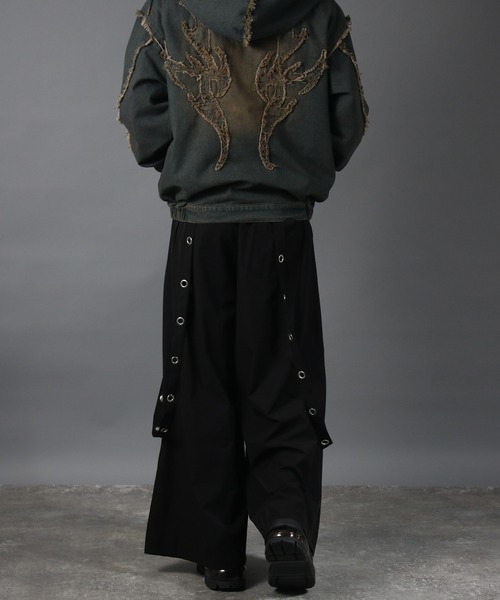 NYLAUS(ナイラス)の「【NYS】EYELET アイレットサスペンダー付き スカンツ スカートパンツ ワイド袴パンツ レディース メンズ(スラックス・メンズ・ブラック・M/L)」の19枚目の写真