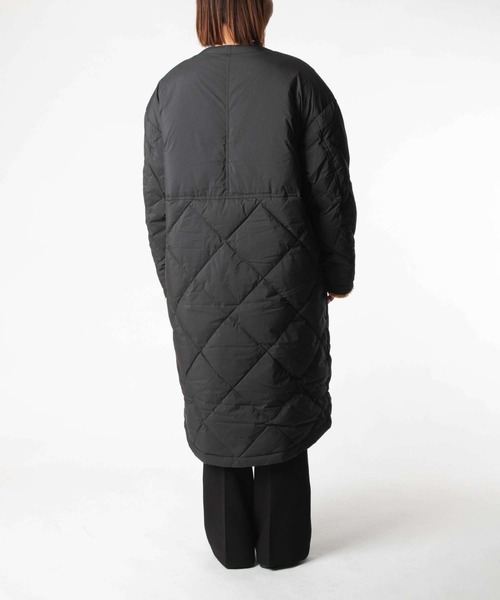 Pyrenex(ピレネックス)の「PYRENEX BLOSSOM DOWN COAT ピレネックス ブロッサム ダウンコート(ダウンジャケット/コート・レディース・ブラック・38/40/42/36)」の4枚目の写真