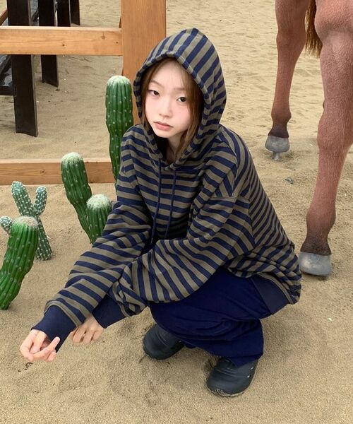 BROWNBREATH（ブラウンブレス）の「STRIPE TAG HOODIE - OATMEAL（パーカー・メンズ・その他・MEDIUM/LARGE/X-LARGE/SMALL）」の13枚目の写真
