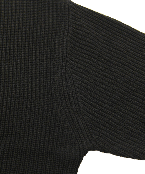 YALE（イェール）の「コージーラウンドニット_ブラック（ニット/セーター・レディース・その他・SMALL/MEDIUM/X-SMALL）」の5枚目の写真