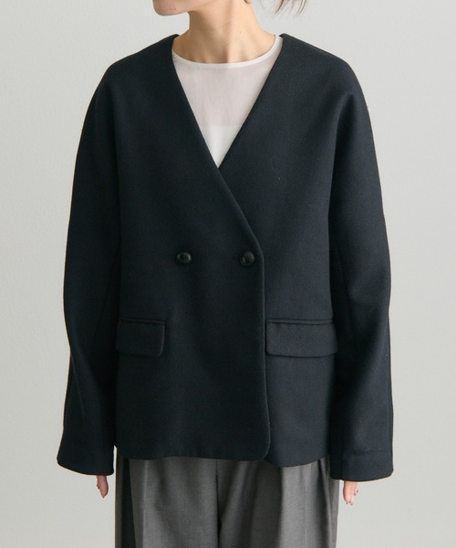 PUAL CE CIN（ピュアルセシン）の「ラペルレス ジャケット（ノーカラージャケット・レディース・ベージュ/ネイビー・FREE）」の21枚目の写真