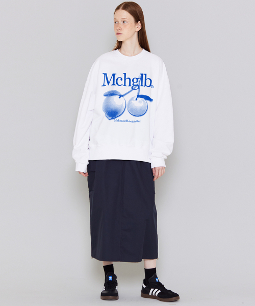 MATCHGLOBE(マッチグローブ)の「トワイス ピーチ スウェットシャツ(ホワイト)(スウェット・レディース・その他・FREE)」の4枚目の写真