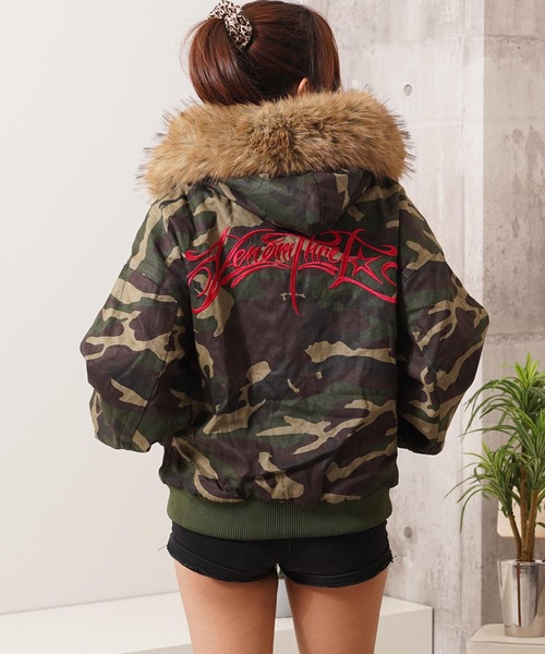 フードファー クロップド 迷彩 ジャケット / Hooded Cropped Camo