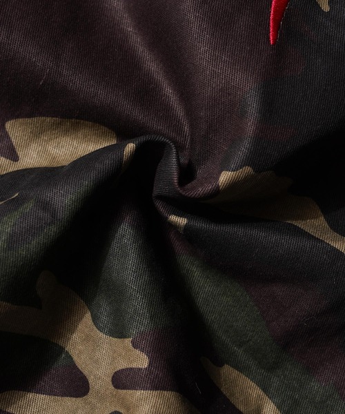 1111clothing(ワンフォークロージング)の「フードファー クロップド 迷彩 ジャケット / Hooded Cropped Camo Jacket(ブルゾン・メンズ・カーキ・M)」の21枚目の写真