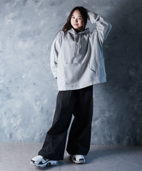 NOIZY(ノイジー)の「Over-Wide Leg Pants / コットンナイロン ウエストゴム ルーズワイドパンツ(その他パンツ・メンズ・チャコールグレー/ブラック・LARGE/MEDIUM)」の21枚目の写真
