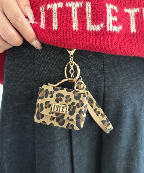 kutir(クティール)の「kutirlune/ヒョウ柄マルチキーホルダー(キーホルダー・レディース・ベージュ/ブラウン・FREE)」の1枚目の写真
