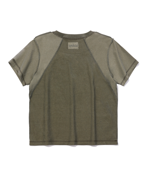 EPISODE UNTITLED（エピソードアンタイトルド）の「CROP POINT STITCH IN&OUT PIGMENT T-SHIRT_OLIVE（Tシャツ/カットソー・レディース・その他・1）」の2枚目の写真
