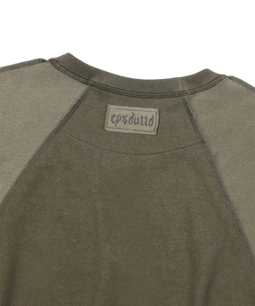 EPISODE UNTITLED（エピソードアンタイトルド）の「CROP POINT STITCH IN&OUT PIGMENT T-SHIRT_OLIVE（Tシャツ/カットソー・レディース・その他・1）」の6枚目の写真