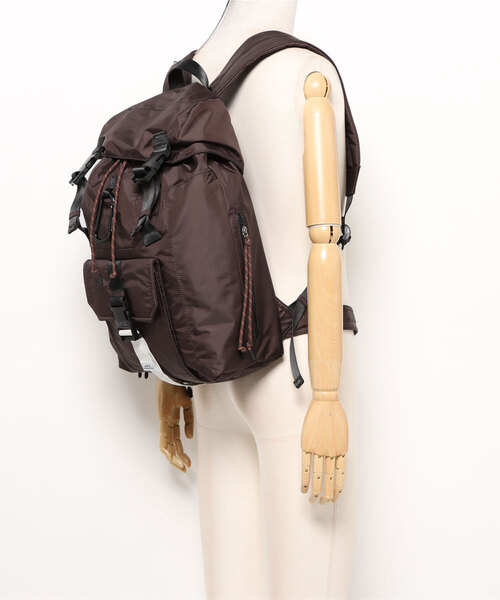 A.P.C.(アーペーセー)の「SAC A DOS TREK(バックパック/リュック・メンズ・ブラウン系その他・ONESIZE)」の5枚目の写真