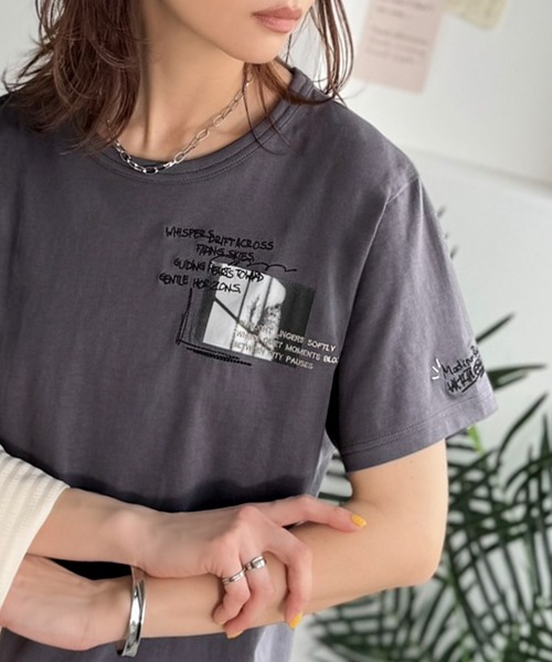 classicalelf(クラシカルエルフ)の「ラフでも品格、シンプルでも存在感。オーガニックコットン 綿100% グラフィック飛び刺繍フォトTシャツ(半袖)(Tシャツ/カットソー・レディース・オフホワイト/杢グレー/チャコール/その他1・X-LARGE/SMALL/MEDIUM/LARGE)」の22枚目の写真