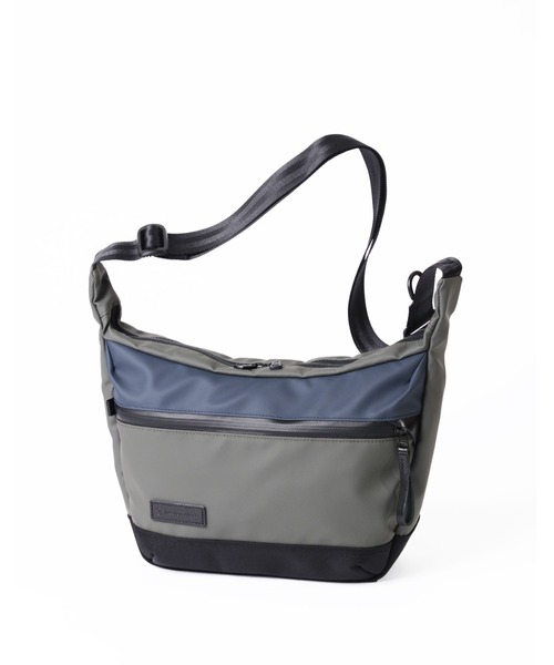 master-piece（マスターピース）の「master-piece / Slick ショルダーバッグ / No.02492（ショルダーバッグ・メンズ・ブラック/グレー/ネイビー・FREE）」の3枚目の写真