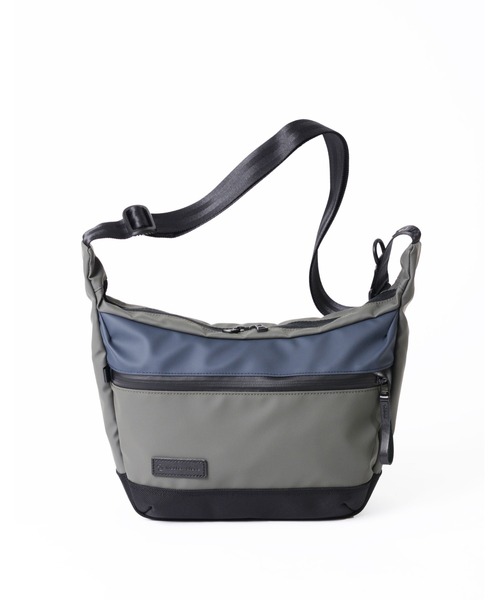 master-piece（マスターピース）の「master-piece / Slick ショルダーバッグ / No.02492（ショルダーバッグ・メンズ・ブラック/グレー/ネイビー・FREE）」の14枚目の写真