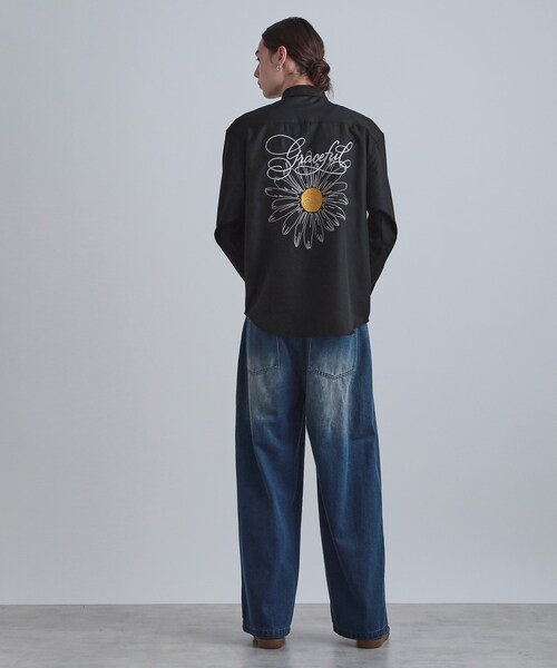 tk.TAKEO KIKUCHI（ティーケータケオキクチ）の「バックデイジー刺繍シャツ（シャツ/ブラウス・メンズ・ブルー系その他/ホワイト/ブラック・02/03/04）」の10枚目の写真