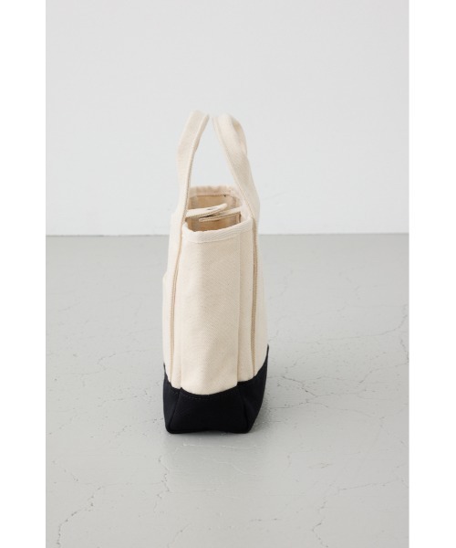 AZUL by moussy（アズールバイマウジー）の「パッチ付きミニトートスクエアバッグ（トートバッグ・メンズ・ホワイト/ブラック/グレー・FREE）」の5枚目の写真