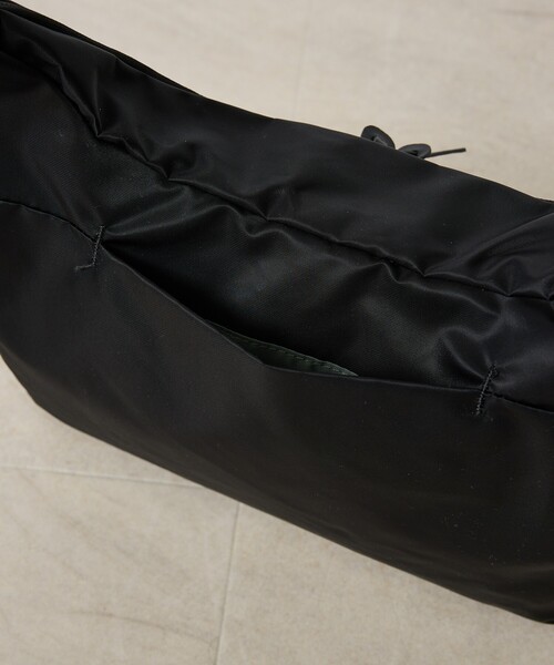 ABAHOUSE(アバハウス)の「【DsBk / ディーエスビーケー】 REGISTER SLING Small/スリングバッグ /ユニセックス 【WEB限定】(バックパック/リュック・メンズ・グレー/ブラック/カーキ/ネイビー・フリー)」の8枚目の写真