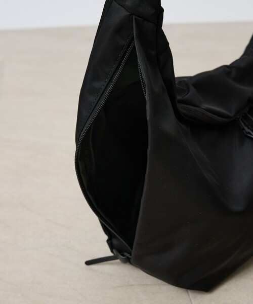 ABAHOUSE(アバハウス)の「【DsBk / ディーエスビーケー】 REGISTER SLING Small/スリングバッグ /ユニセックス 【WEB限定】(バックパック/リュック・メンズ・グレー/ブラック/カーキ/ネイビー・フリー)」の10枚目の写真