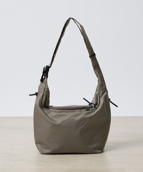 ABAHOUSE(アバハウス)の「【DsBk / ディーエスビーケー】 REGISTER SLING Small/スリングバッグ /ユニセックス 【WEB限定】(バックパック/リュック・メンズ・グレー/ブラック/カーキ/ネイビー・フリー)」の16枚目の写真