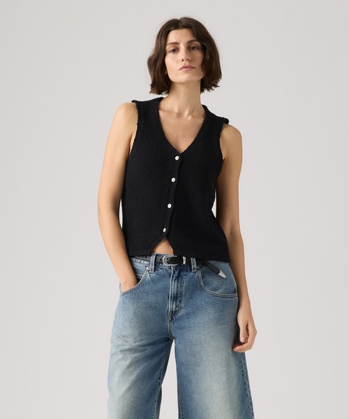 Levi's（リーバイス）の「Levi's/リーバイス HELEN ミニブークレ ベスト（ベスト・レディース・ブラック・XS/S/M）」の2枚目の写真