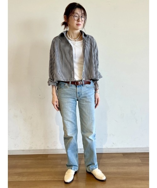 GAP(ギャップ)の「ミッドライズ リラックスフィット ストレートデニム(デニムパンツ・レディース・ライトインディゴブルー・30/28/23/24/25/26/27/29)」の7枚目の写真