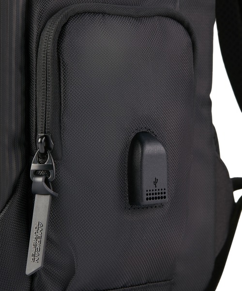 AMERICAN TOURISTER(アメリカンツーリスター)の「アメリカンツーリスター SEGNO 2.0 バックパック 1 ASR ブラック(バックパック/リュック・メンズ・ブラック・ONESIZE)」の11枚目の写真