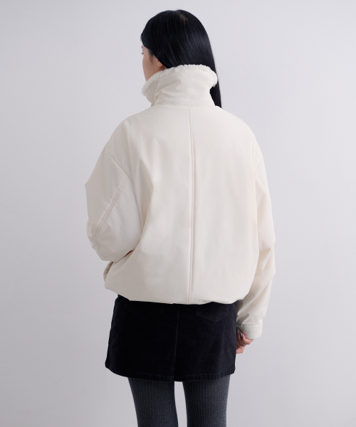 MUSINSA STANDARD WOMAN（ムシンサスタンダードウーマン）の「ウィメンズフェイクシアリングカラー パディングジャケット [クリーム/クリーム]（ダウンジャケット/コート・レディース・その他・X-SMALL/SMALL/MEDIUM/LARGE）」の2枚目の写真