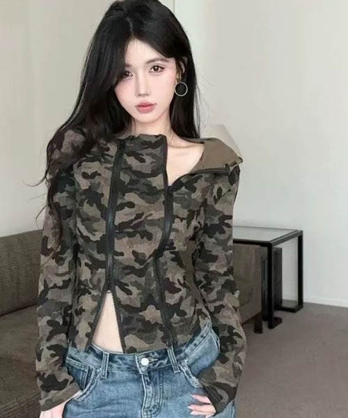 meJane(ミージェーン)の「ダブルジップ カモフラージュパーカー(パーカー・レディース・カーキ・FREE)」の1枚目の写真