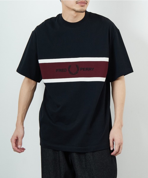 FRED PERRY（フレッドペリー）の「[FRED PERRY/フレッドペリー] ブランドロゴ刺繍 パネルTシャツ（Tシャツ/カットソー・レディース・ブラック/キナリ・S/M/L）」の6枚目の写真