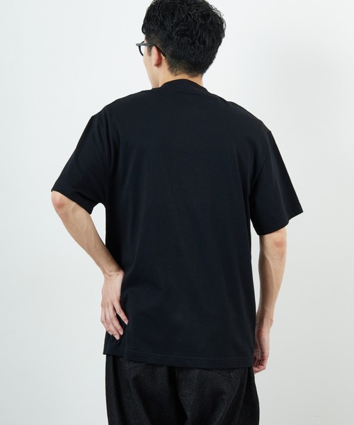 FRED PERRY（フレッドペリー）の「[FRED PERRY/フレッドペリー] ブランドロゴ刺繍 パネルTシャツ（Tシャツ/カットソー・レディース・ブラック/キナリ・S/M/L）」の8枚目の写真