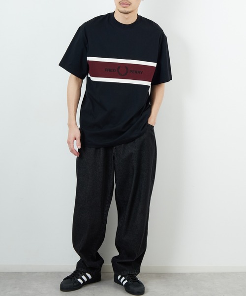 FRED PERRY（フレッドペリー）の「[FRED PERRY/フレッドペリー] ブランドロゴ刺繍 パネルTシャツ（Tシャツ/カットソー・レディース・ブラック/キナリ・S/M/L）」の20枚目の写真