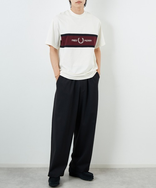 FRED PERRY（フレッドペリー）の「[FRED PERRY/フレッドペリー] ブランドロゴ刺繍 パネルTシャツ（Tシャツ/カットソー・レディース・ブラック/キナリ・S/M/L）」の18枚目の写真