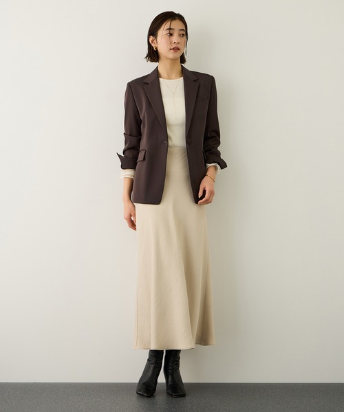 ROPE'(ロペ)の「ウエストシェイプ ベルテッドシングルジャケット/セットアップ対応(テーラードジャケット・レディース・ダークブラウン/ネイビー・38/36)」の5枚目の写真