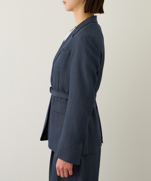 ROPE'(ロペ)の「ウエストシェイプ ベルテッドシングルジャケット/セットアップ対応(テーラードジャケット・レディース・ダークブラウン/ネイビー・38/36)」の21枚目の写真