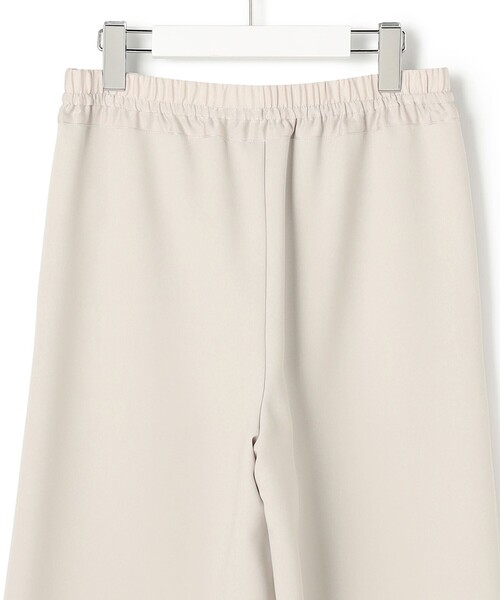 23区 L（ニジュウサンクオオキイサイズ）の「ストレッチダブルクロス ワイドパンツ（その他パンツ・レディース・ブラック系/ベージュ系・44/46/48/50）」の13枚目の写真
