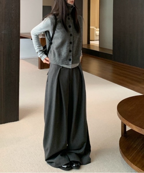 Vipoa(ヴィポア)の「タートルネックツイストセーターベスト(ベスト・レディース・グレー/ベージュ・FREE)」の13枚目の写真